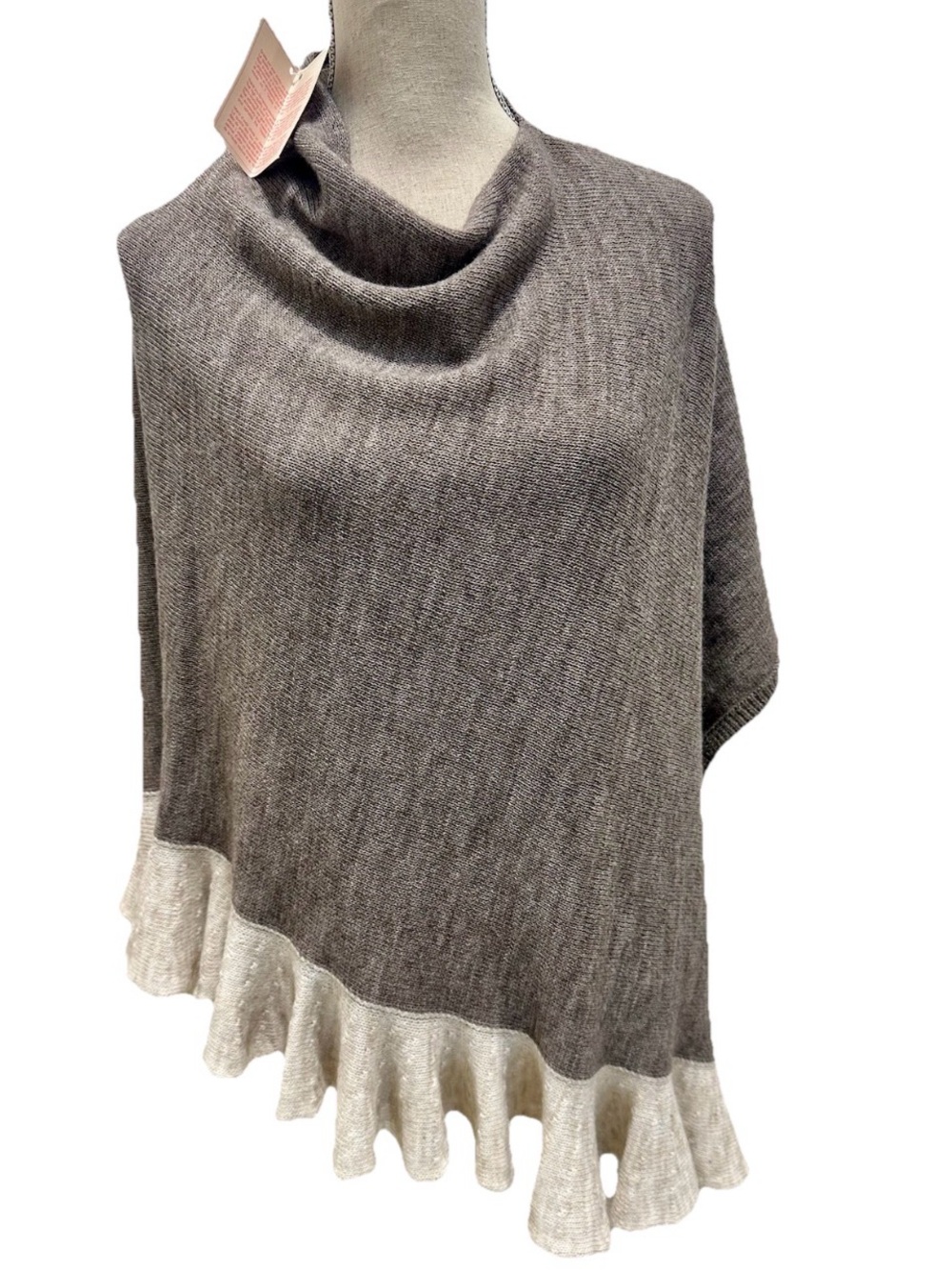 NWT Nardi & Tagliaferri Poncho Cape Ruffled Hem Italian Quiet Luxury One Sz Cozy